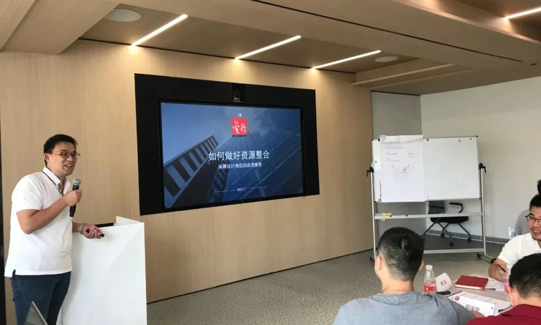 1627868321100045878.jpg 1627868321100045878.jpg