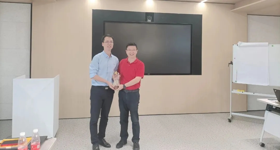 1627869236456030391.jpg 1627869236456030391.jpg